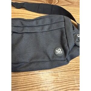 NEW WATERFLY Fanny Pack Unisex Water Resistant Hiking Waist Bag Adjustable Black